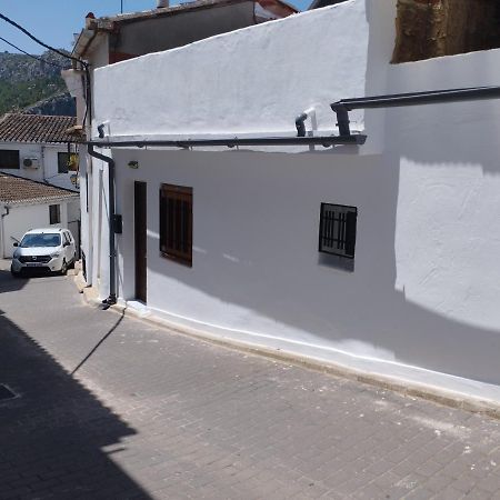 Muy Centrico La Plaza Chulilla Exterior foto