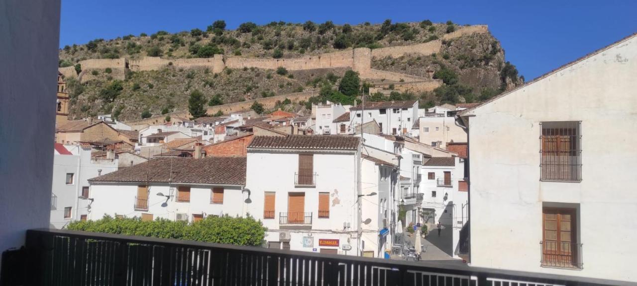 Muy Centrico La Plaza Chulilla Exterior foto